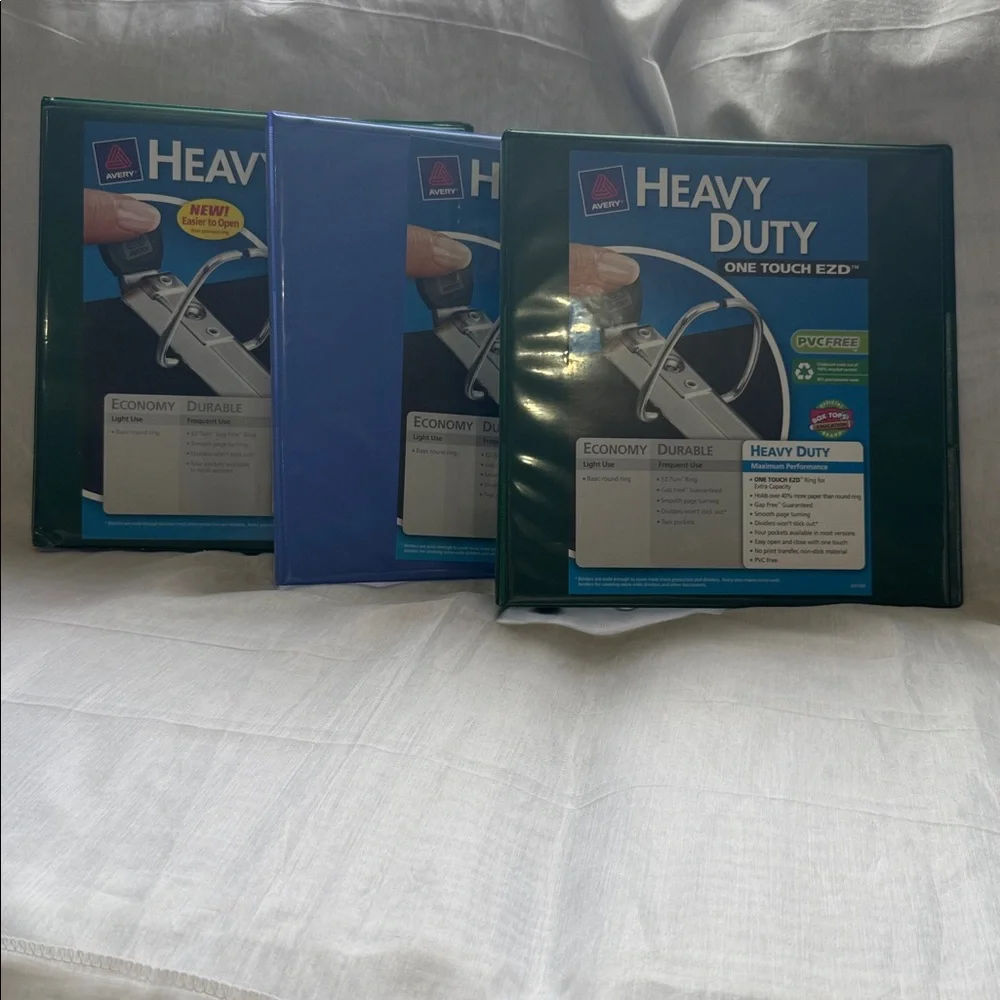 Avery Heavy Duty Binders in Green and Blue